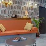 Hotel Creek
