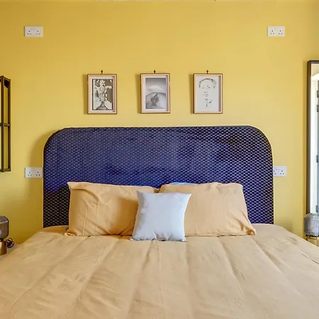 Hotel Creek Sliema