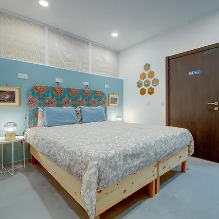 Creek Hotel Sliema